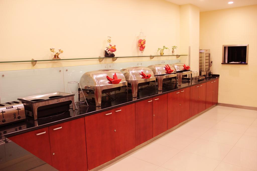 Hanting Express Shangri-La Branch Hotel Dış mekan fotoğraf